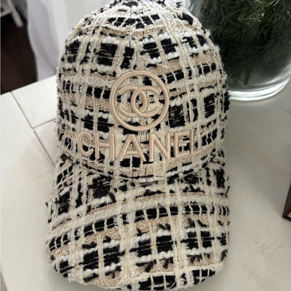 Beautiful Tweed Baseball Hat